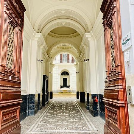 Piazza Amore Napoli Luxury Apartment Nel Cuore Di Napoli מראה חיצוני תמונה